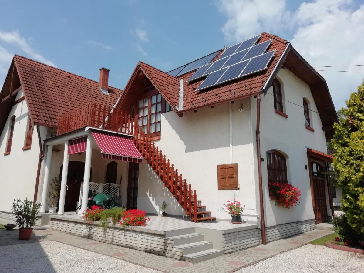 Balla Apartmanhaz Siófok Exteriér fotografie